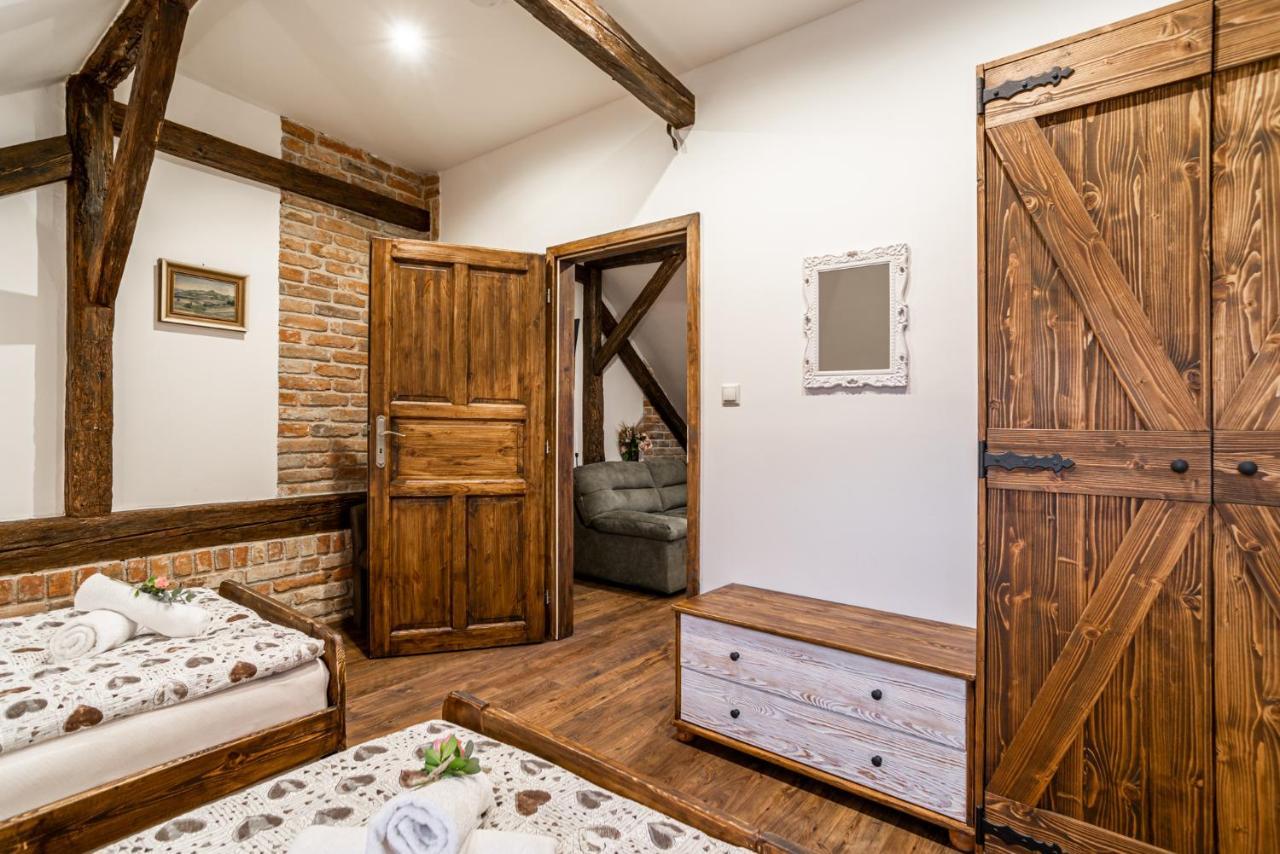 Apartmany In Veritas Mikulov Exterior photo